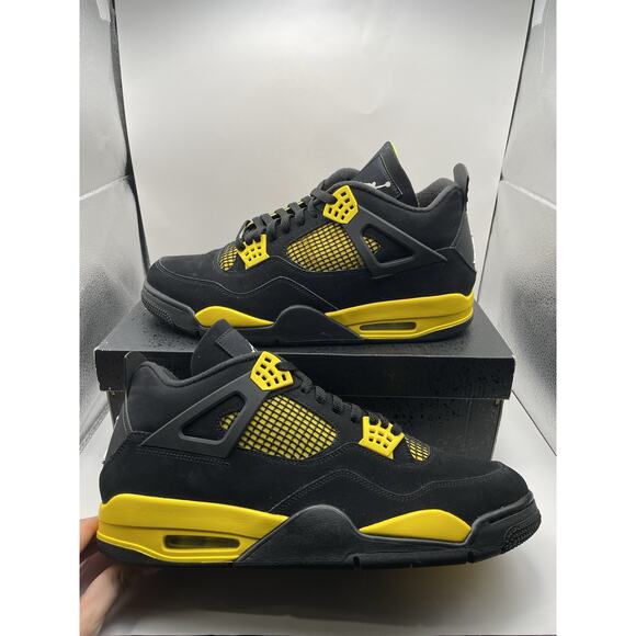 Size 14 - Jordan 4 Retro Mid Thunder